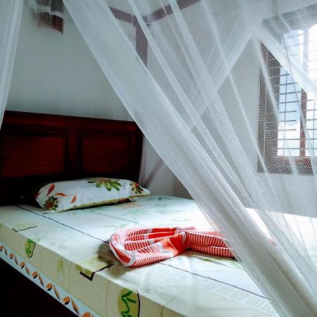 Ceylonia Guest Hotel เวลิกามา ภายนอก รูปภาพ