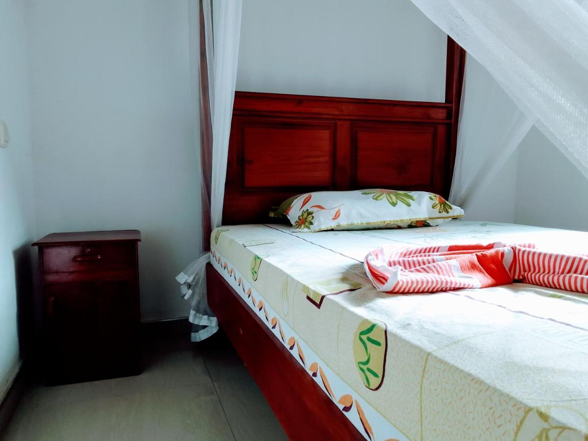 Ceylonia Guest Hotel เวลิกามา ภายนอก รูปภาพ