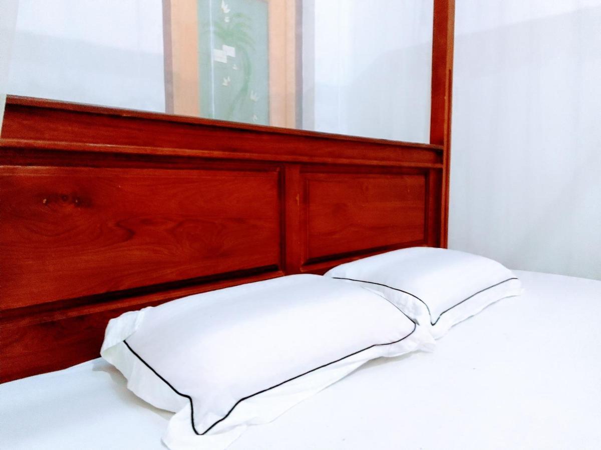 Ceylonia Guest Hotel เวลิกามา ภายนอก รูปภาพ