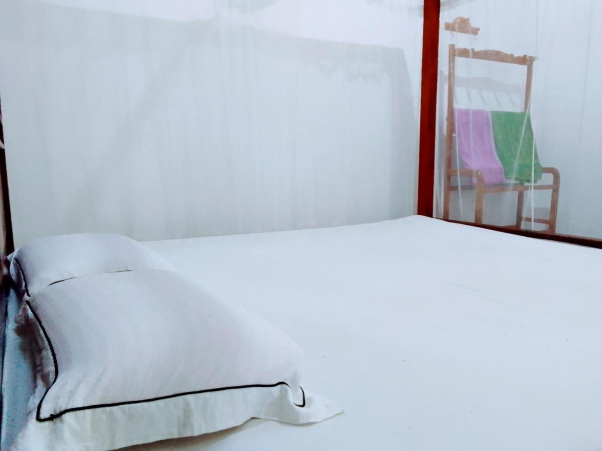 Ceylonia Guest Hotel เวลิกามา ภายนอก รูปภาพ