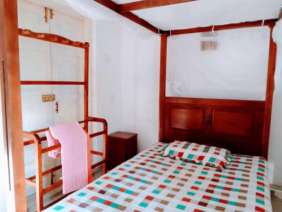 Ceylonia Guest Hotel เวลิกามา ภายนอก รูปภาพ