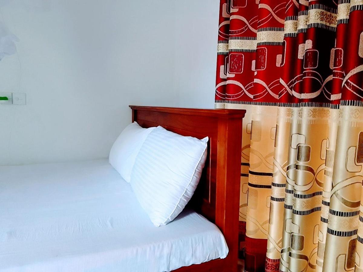 Ceylonia Guest Hotel เวลิกามา ภายนอก รูปภาพ