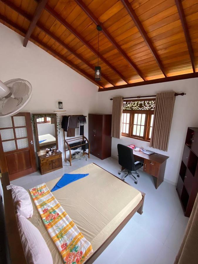 Ceylonia Guest Hotel เวลิกามา ภายนอก รูปภาพ