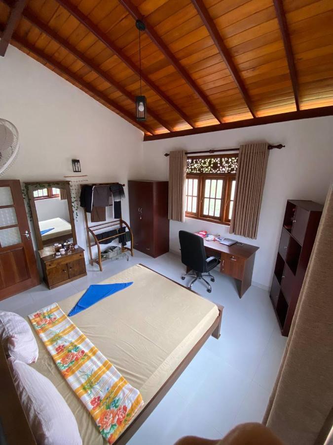 Ceylonia Guest Hotel เวลิกามา ภายนอก รูปภาพ